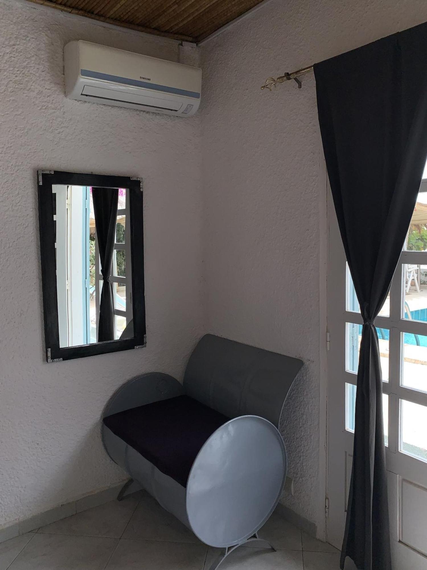 West African Beach Saly Exterior photo