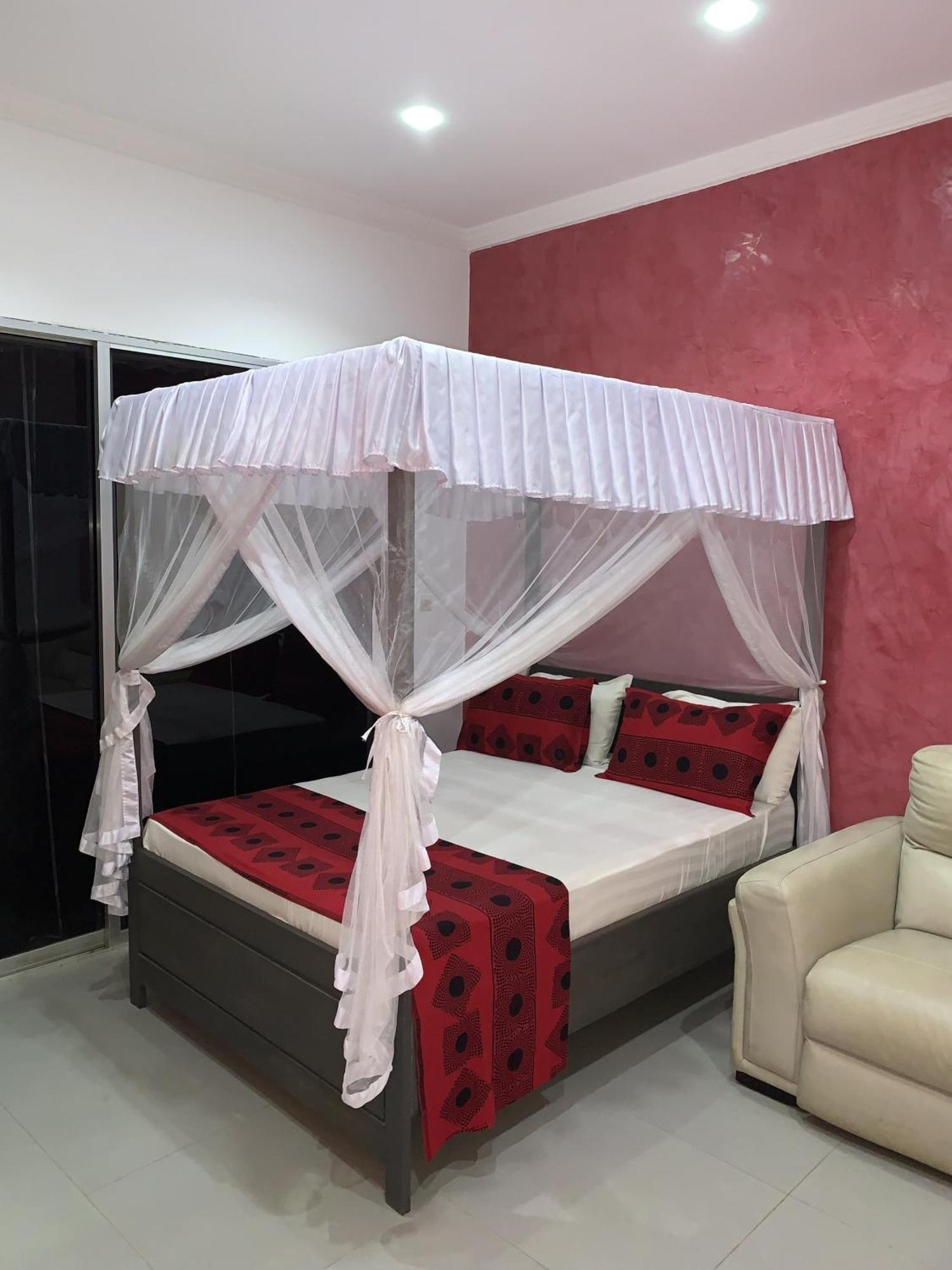 West African Beach Saly Exterior photo